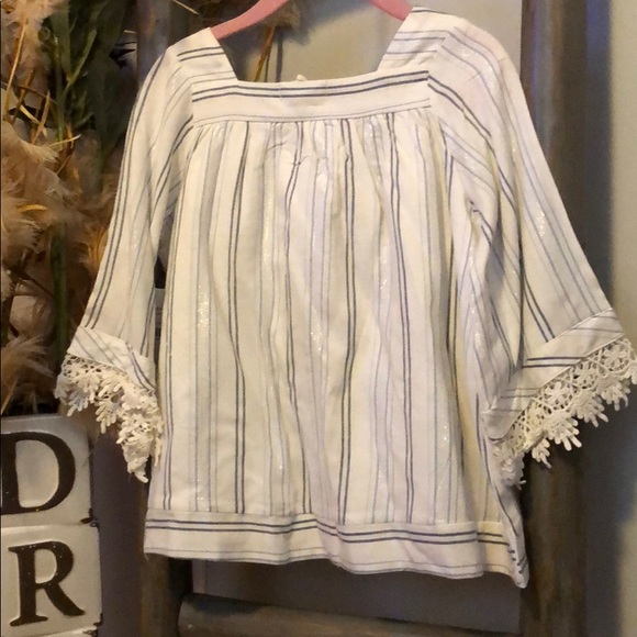 Jessica Simpsons Blouse | Little Girl Size 4 - Picture 2 of 6